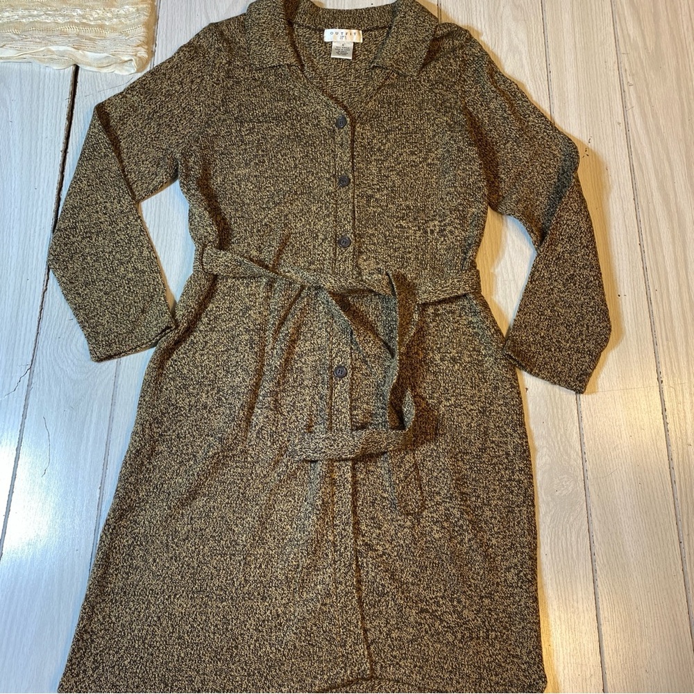 Outfit JPR Camel Tan Button Front Long Sweater Size Small